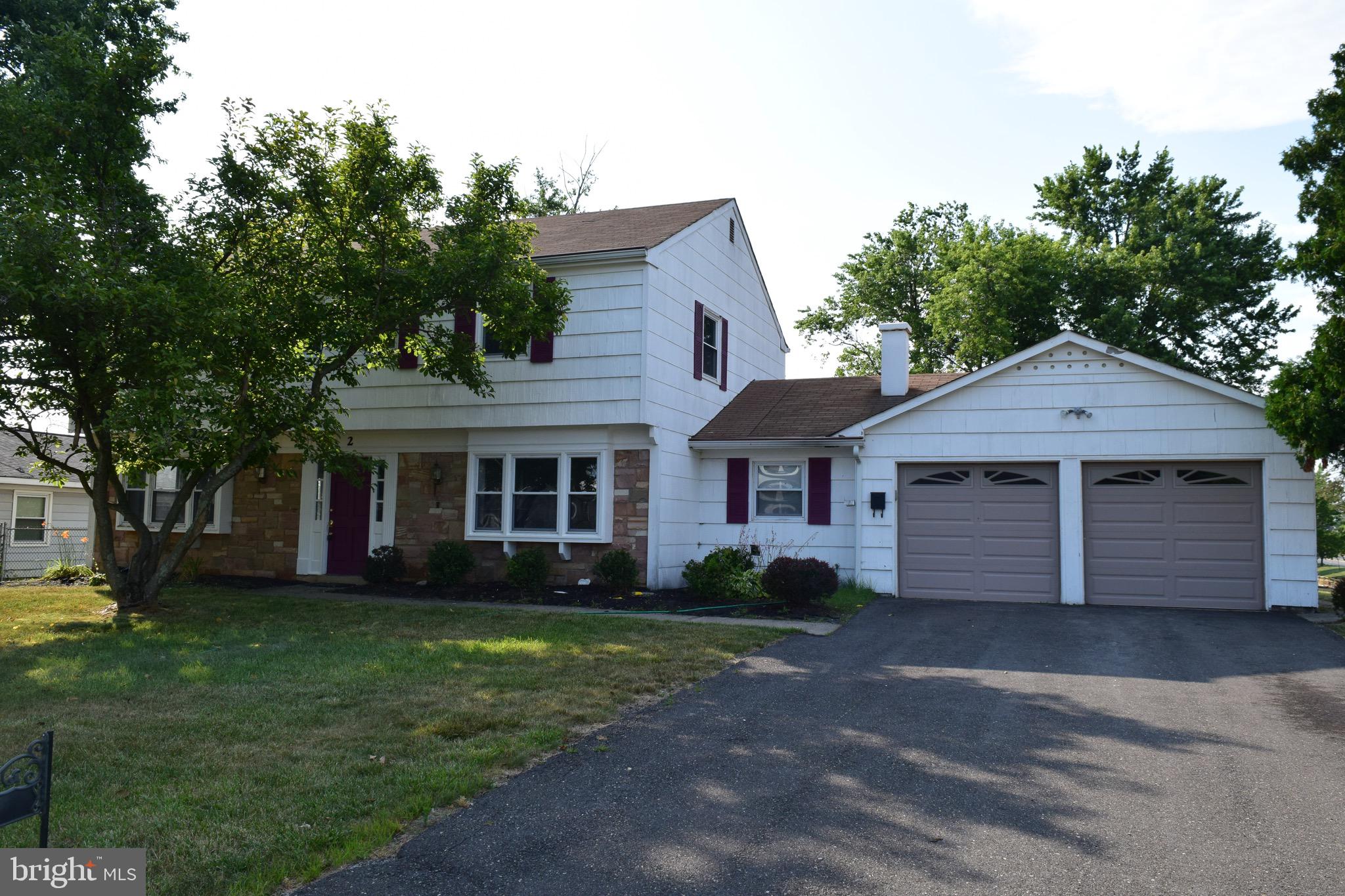 2 Country Club Road Willingboro, NJ 08046 - Photo 2 of 33