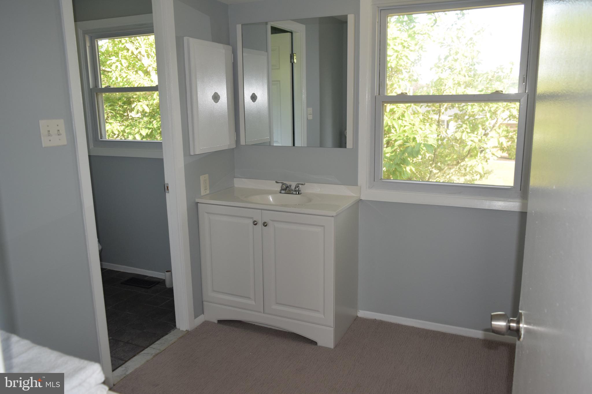 2 Country Club Road Willingboro, NJ 08046 - Photo 22 of 33