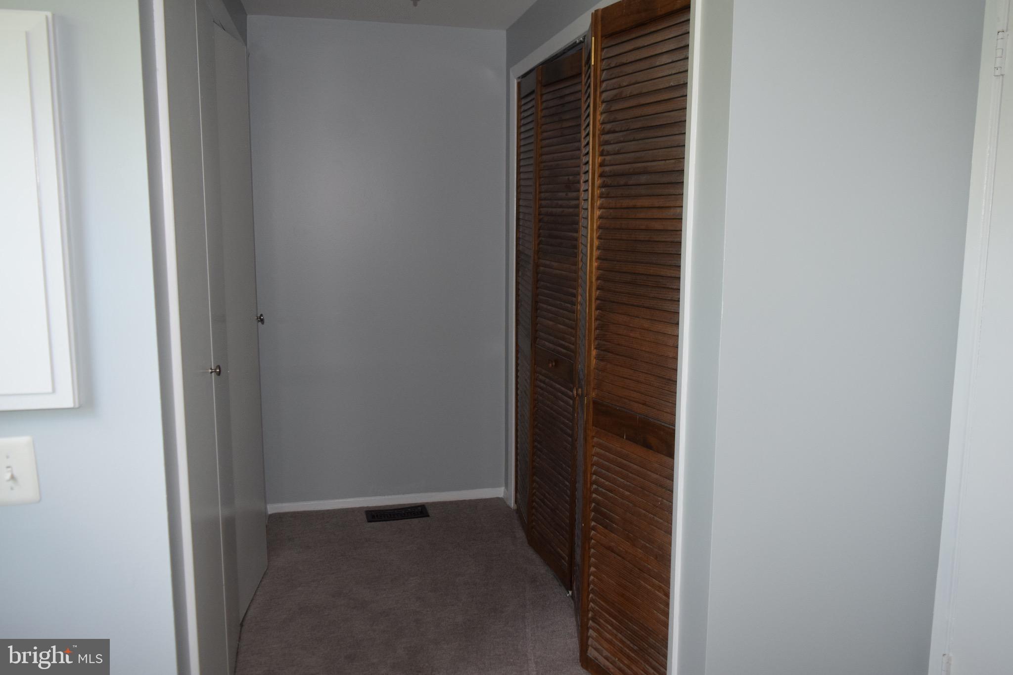 2 Country Club Road Willingboro, NJ 08046 - Photo 24 of 33