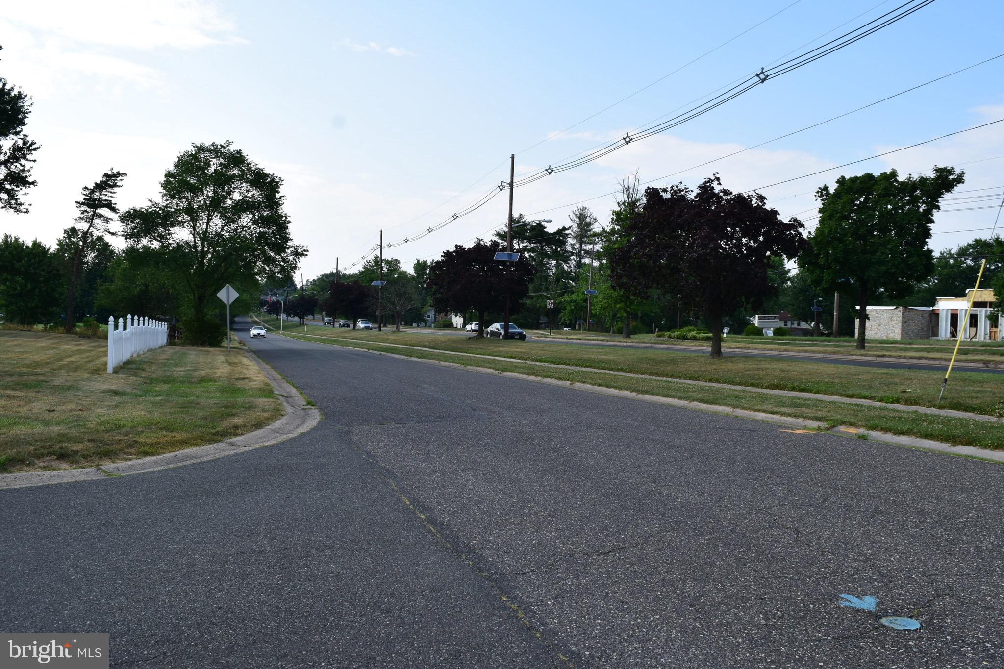 2 Country Club Road Willingboro, NJ 08046 - Photo 28 of 33