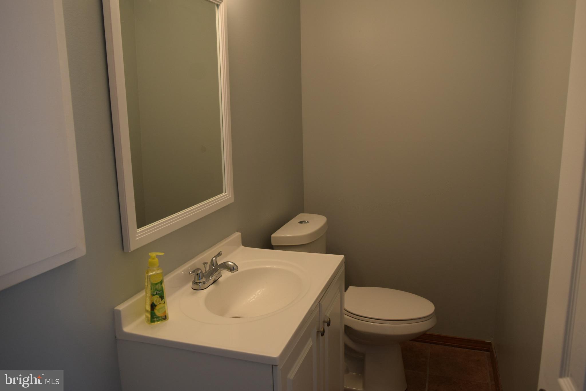 2 Country Club Road Willingboro, NJ 08046 - Photo 8 of 33