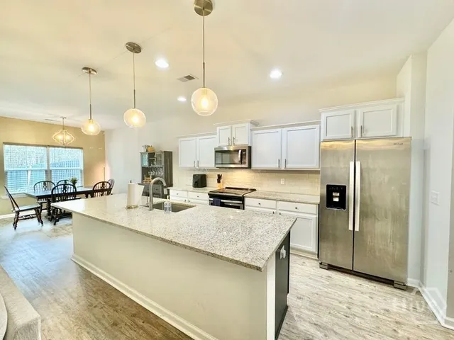 $2,275 | 89 Bellasera Way, Richmond Hill, GA 31324