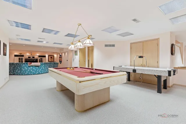 $1,150,000 | 395 Blue Ash Drive, Buffalo Grove, IL 60089