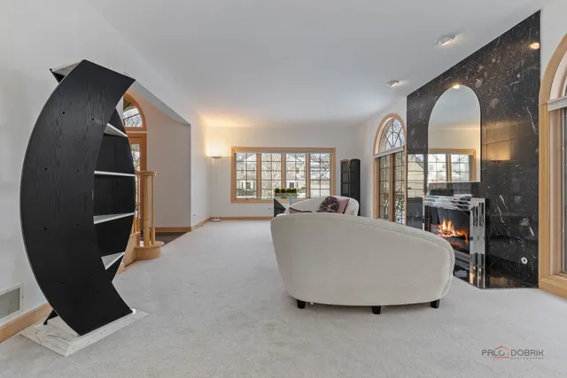 $1,150,000 | 395 Blue Ash Drive, Buffalo Grove, IL 60089