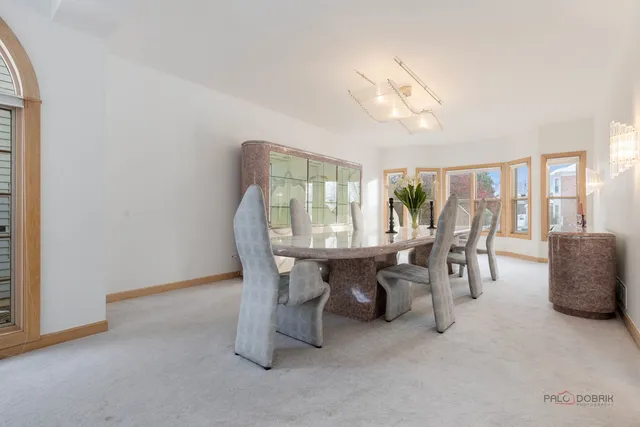 $1,150,000 | 395 Blue Ash Drive, Buffalo Grove, IL 60089