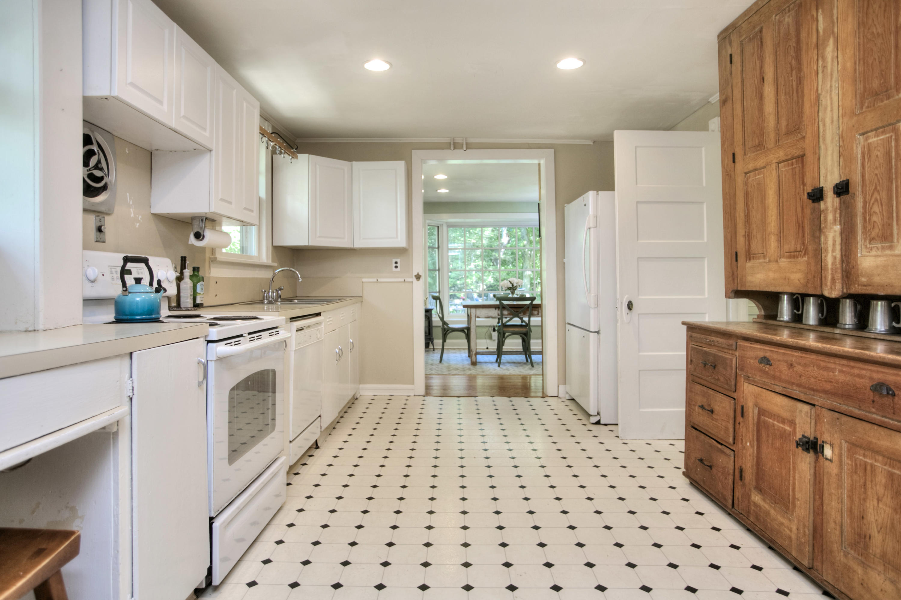 42 Goodwives River Road Darien, CT 06820 - Photo 16 of 29 99189446-14