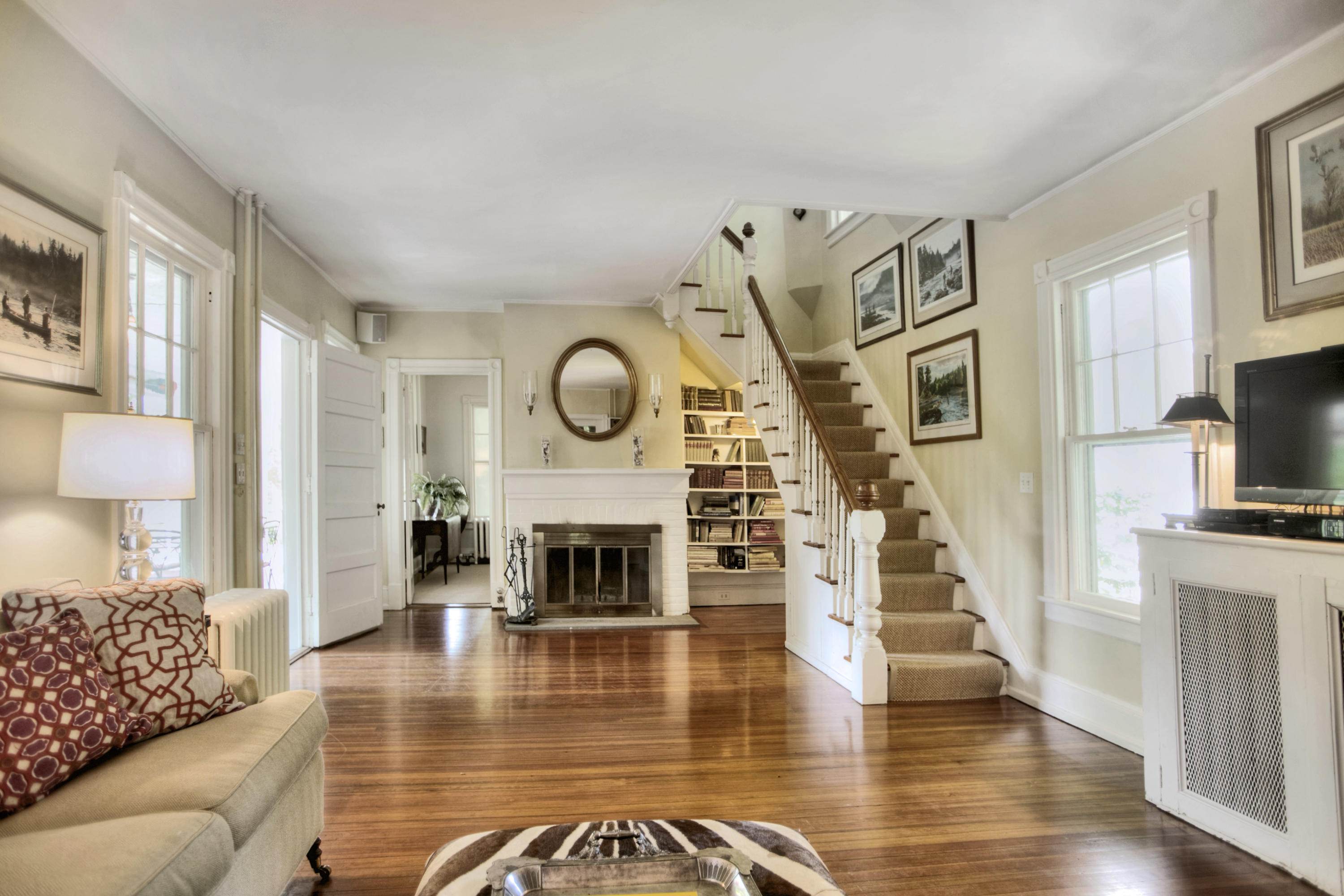 42 Goodwives River Road Darien, CT 06820 - Photo 8 of 29 99189446-8
