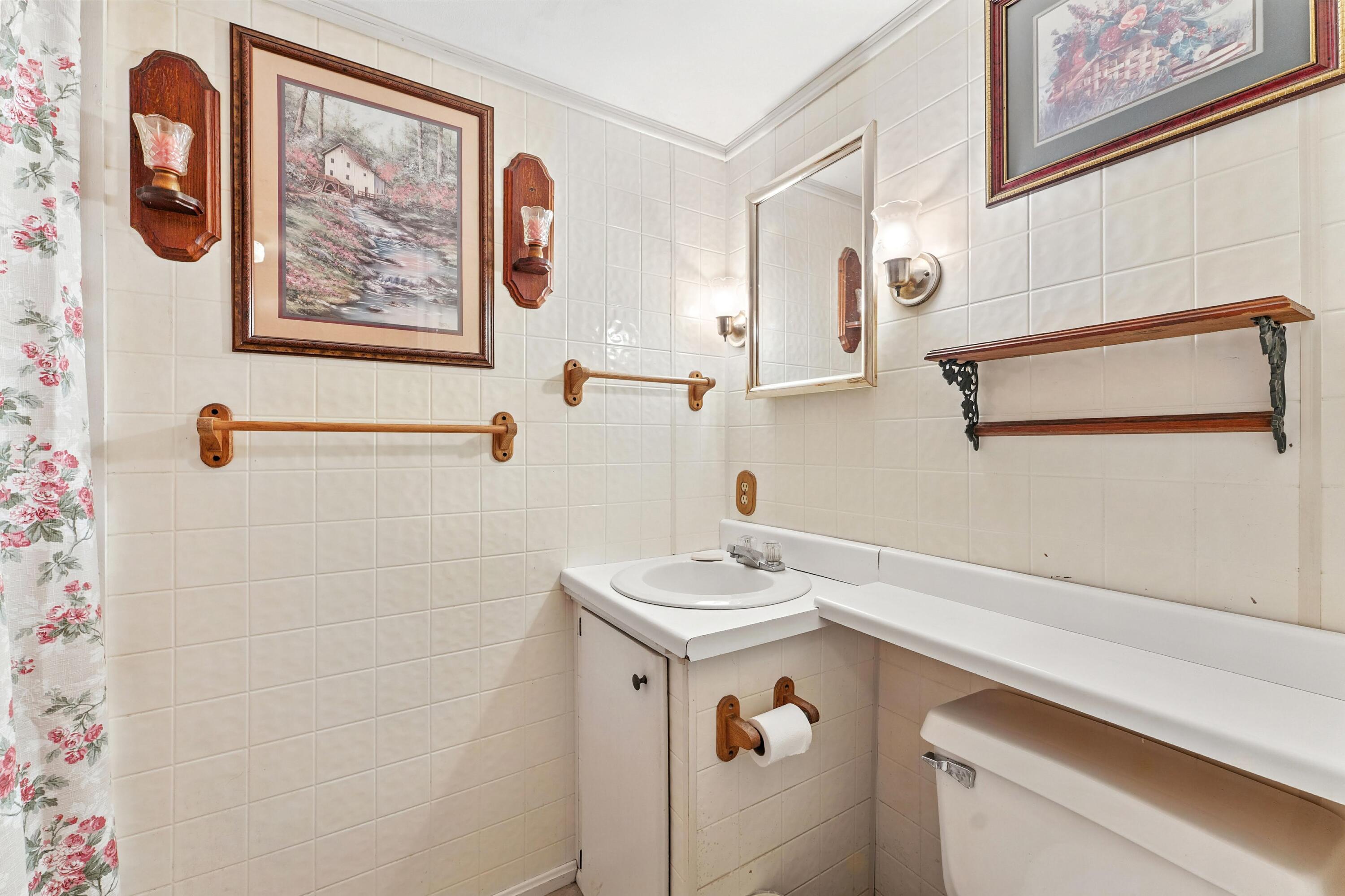 536 Prescott Road Manchester, ME 04351 - Photo 11 of 54 DSC07333
