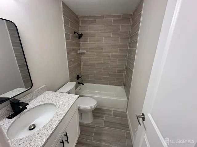 $429,900 | 172 Nathan Drive, North Brunswick, NJ 08902