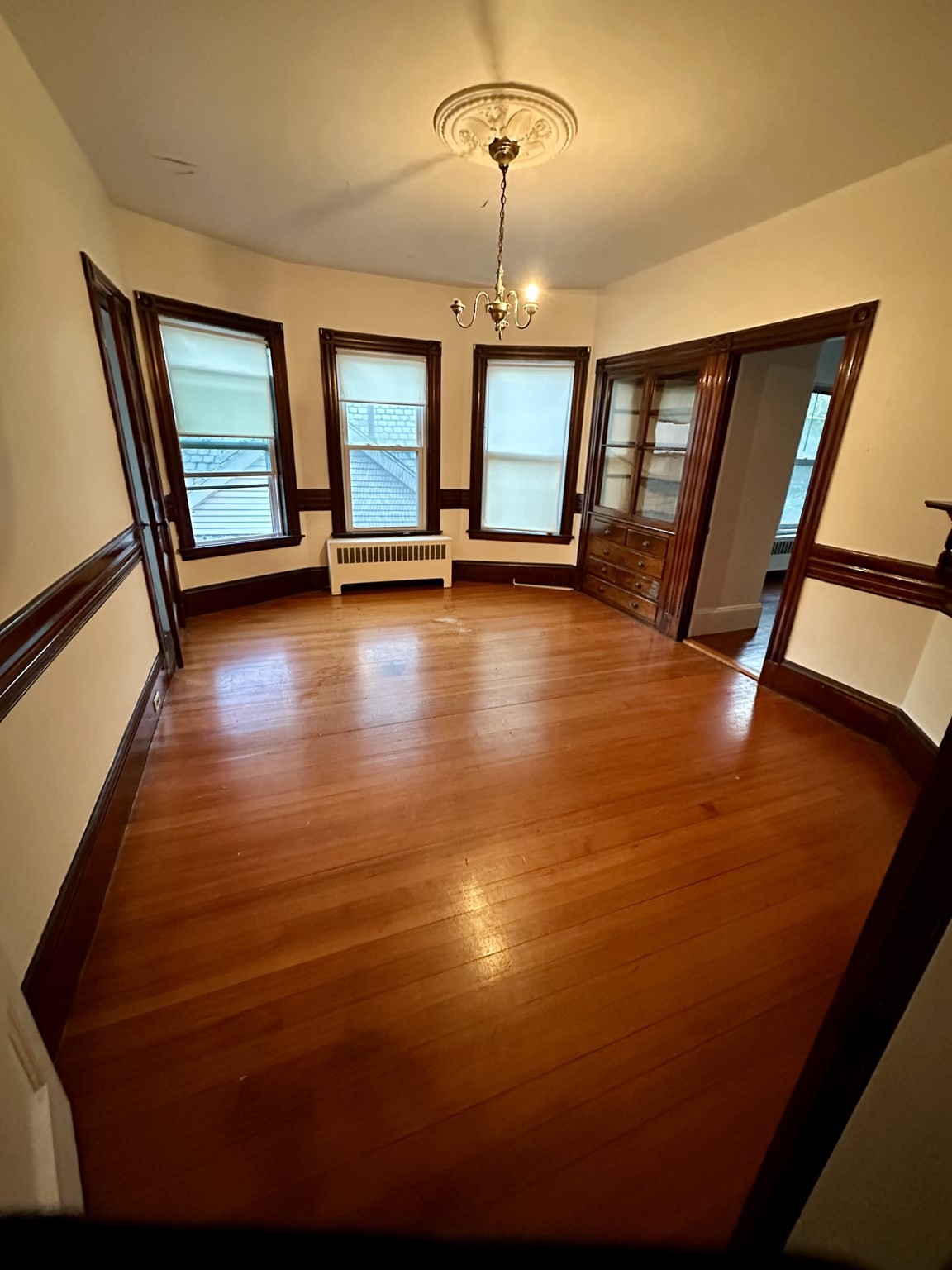 40 Perry Street, Unit 3 Brookline, MA 02445 - Photo 16 of 18 Gallery Image 16