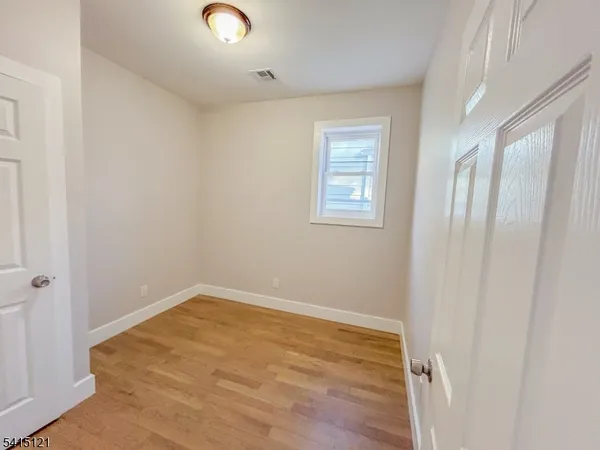 $3,200 | 424 Walnut Street, Unit 2, Newark, NJ 07105