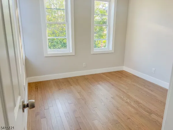 $3,200 | 424 Walnut Street, Unit 2, Newark, NJ 07105