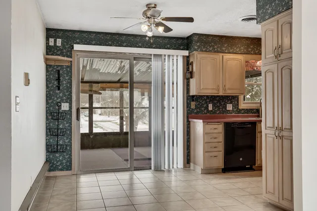 $259,900 | 906 Redwood Street West, La Crescent, MN 55947