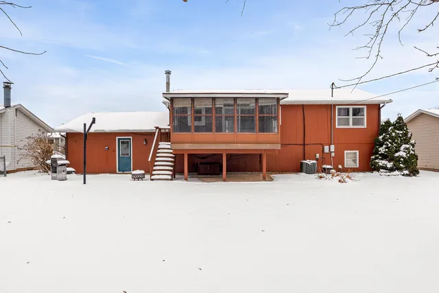 $259,900 | 906 Redwood Street West, La Crescent, MN 55947