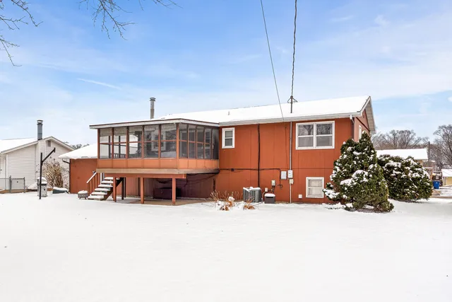 $259,900 | 906 Redwood Street West, La Crescent, MN 55947