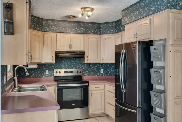 $259,900 | 906 Redwood Street West, La Crescent, MN 55947