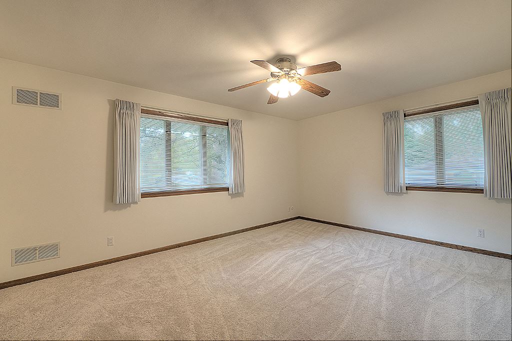 4215 Landstrom Road Rockford, IL 61114 - Photo 15 of 25 a view of an empty room with a window