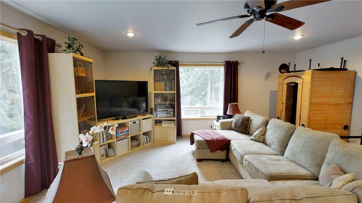 18032 Indian Road La Conner, WA 98257 - Photo 13 of 19 Gallery Image 13