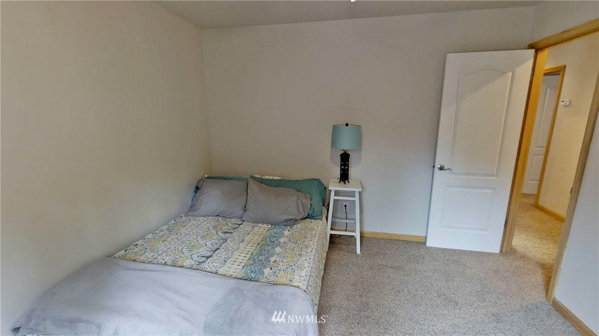 18032 Indian Road La Conner, WA 98257 - Photo 17 of 19 Gallery Image 17