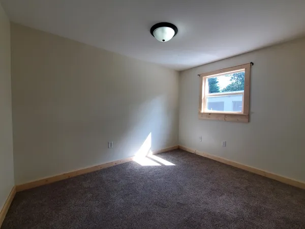 $189,900 | 4345 5th Street, Fair Oaks, IN 47943