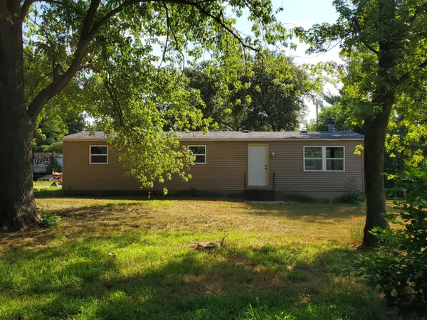 $189,900 | 4345 5th Street, Fair Oaks, IN 47943