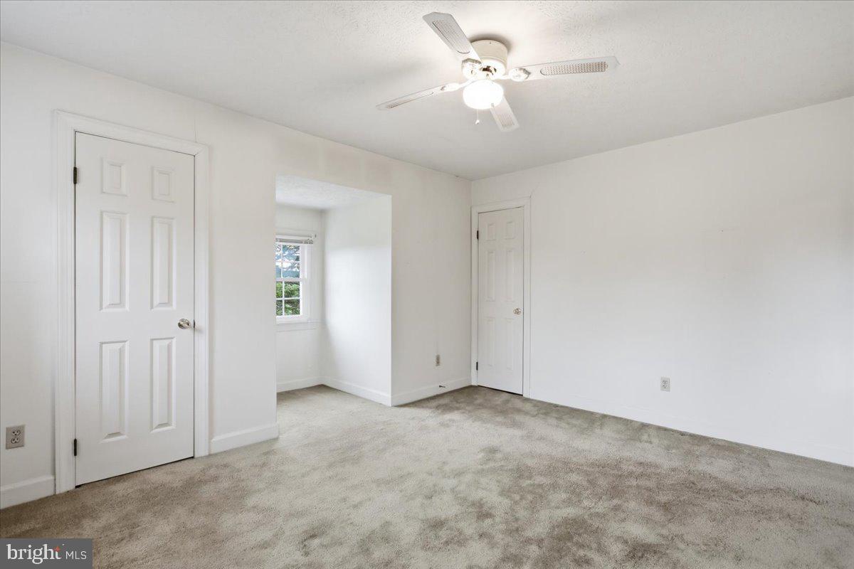 2447 Headquarters Road Edinburg, VA 22824 - Photo 34 of 58 3rd Bedroom
