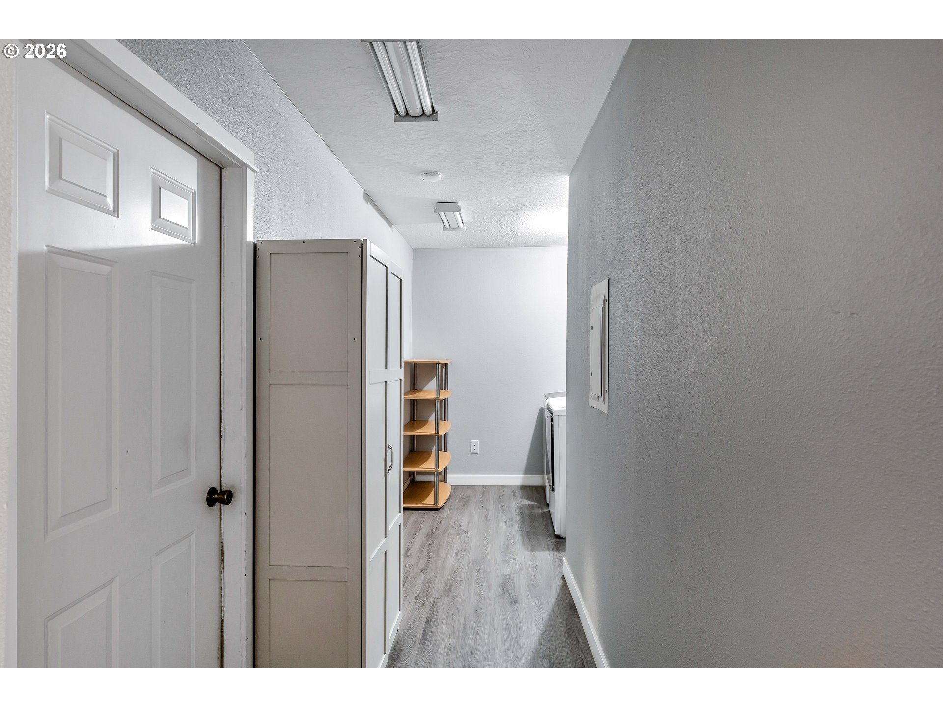 9505 Southwest 50th Avenue Portland, OR 97219 - Photo 24 of 35