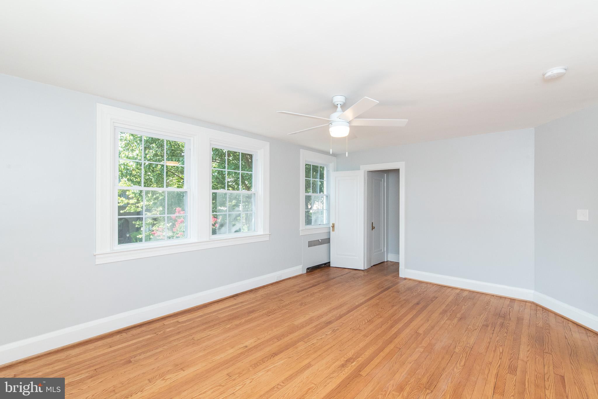 308 Hopkins Road Baltimore, MD 21212 - Photo 15 of 35 MASTER BR/UPPER LEVEL ONE