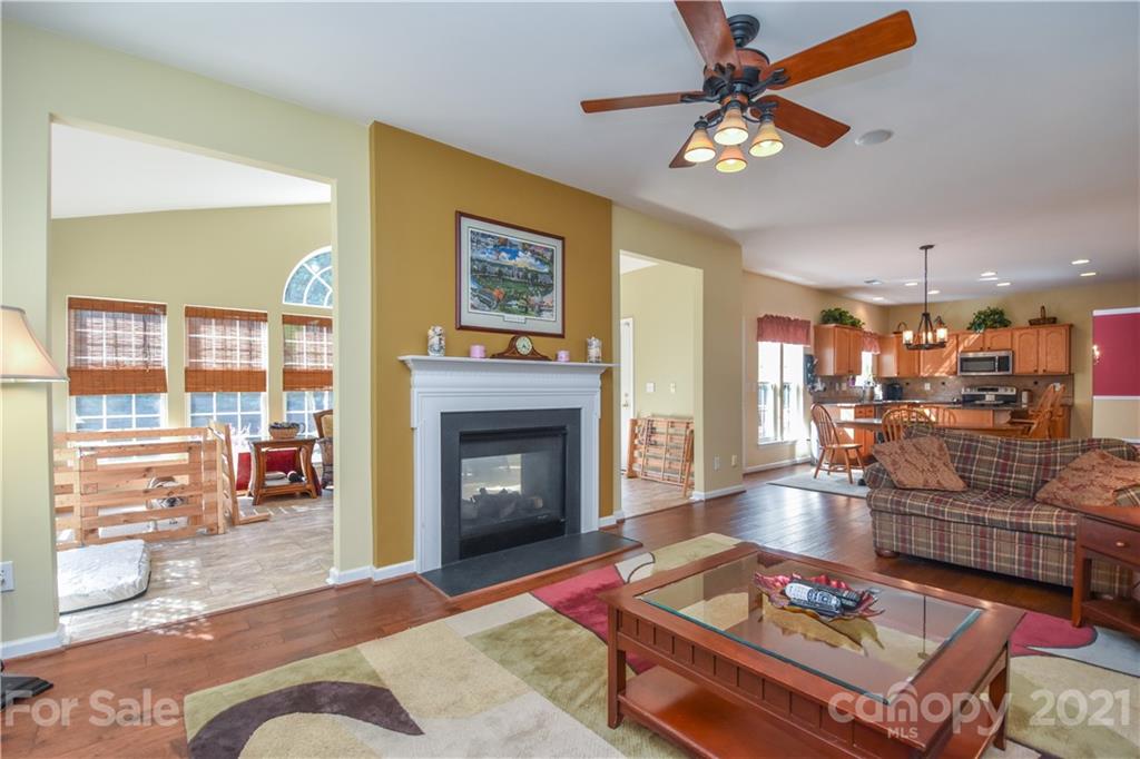7929 Harbor Ridge Court, Unit 78 Denver, NC 28037 - Photo 16 of 43 Gallery Image 16