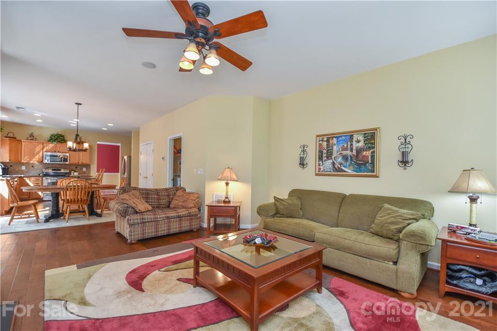 7929 Harbor Ridge Court, Unit 78 Denver, NC 28037 - Photo 17 of 43 Gallery Image 17