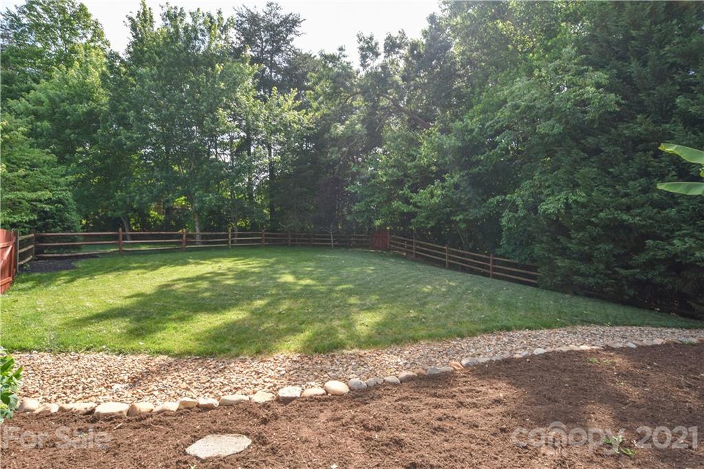 7929 Harbor Ridge Court, Unit 78 Denver, NC 28037 - Photo 7 of 43 Gallery Image 7