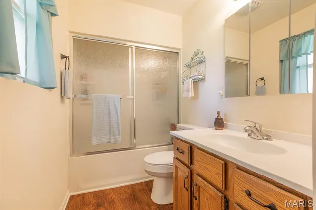 $208,000 | 708 Pardee Road, Godfrey, IL 62035