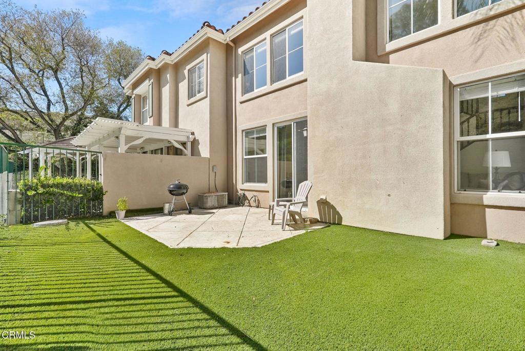 596 Fenwick Way, Unit C Simi Valley, CA 93065 - Photo 43 of 45 a view of pool with patio