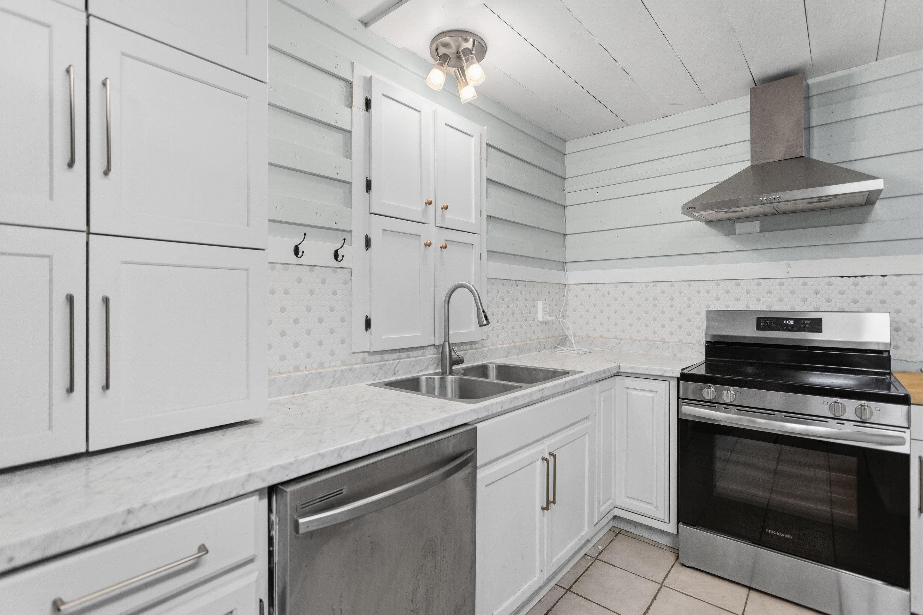 217 Barnard Hill Road Weare, NH 03281 - Photo 13 of 52 Gallery Image 13