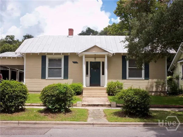 $1,895 | 1122 East 37th Street, Savannah, GA 31404