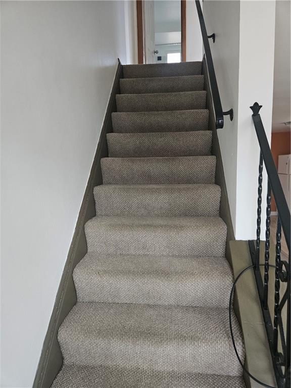 812 Westbury Road, Unit B North Versailles, PA 15137 - Photo 12 of 29