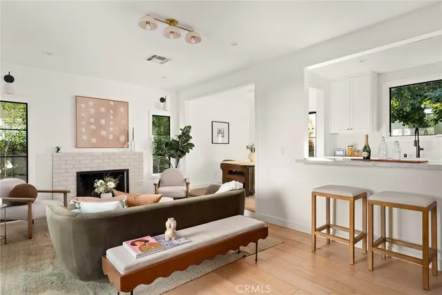 $2,125,000 | 4935 Agnes Avenue, Valley Village, CA 91607