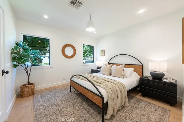 $2,125,000 | 4935 Agnes Avenue, Valley Village, CA 91607