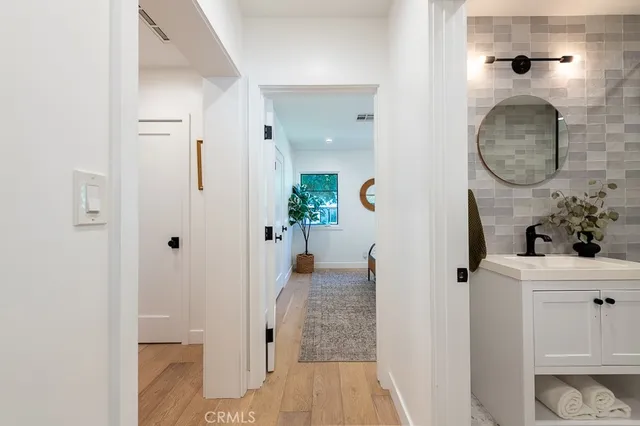 $2,125,000 | 4935 Agnes Avenue, Valley Village, CA 91607