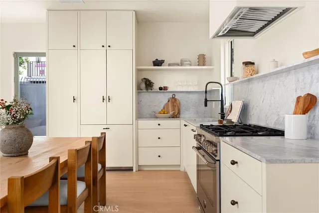 $2,125,000 | 4935 Agnes Avenue, Valley Village, CA 91607