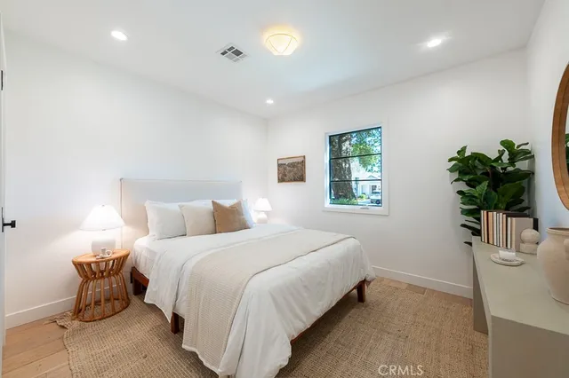 $2,125,000 | 4935 Agnes Avenue, Valley Village, CA 91607