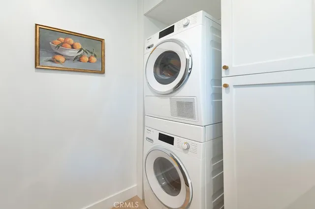 $2,125,000 | 4935 Agnes Avenue, Valley Village, CA 91607