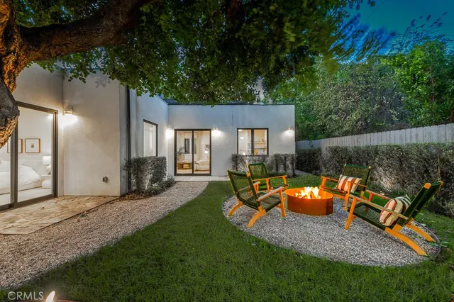 $2,125,000 | 4935 Agnes Avenue, Valley Village, CA 91607