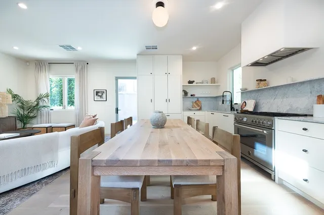 $2,125,000 | 4935 Agnes Avenue, Valley Village, CA 91607