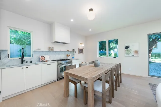 $2,125,000 | 4935 Agnes Avenue, Valley Village, CA 91607