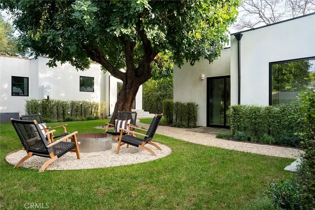 $2,125,000 | 4935 Agnes Avenue, Valley Village, CA 91607