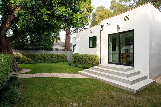 $2,125,000 | 4935 Agnes Avenue, Valley Village, CA 91607