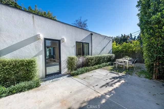 $2,125,000 | 4935 Agnes Avenue, Valley Village, CA 91607