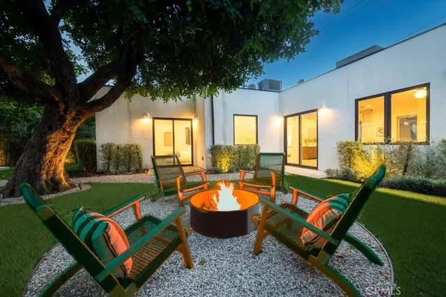 $2,125,000 | 4935 Agnes Avenue, Valley Village, CA 91607