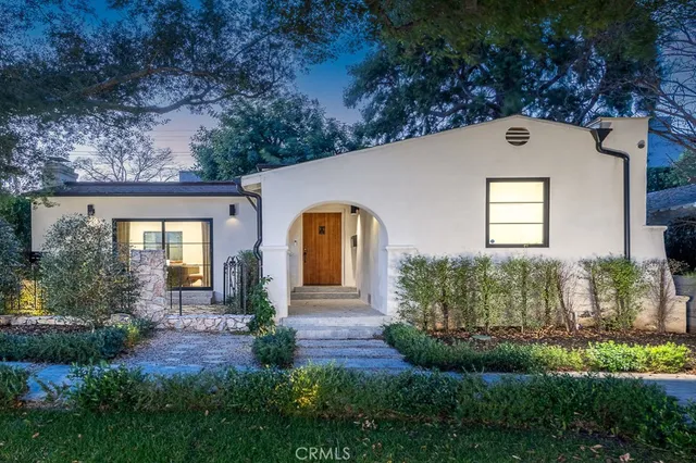 $2,125,000 | 4935 Agnes Avenue, Valley Village, CA 91607